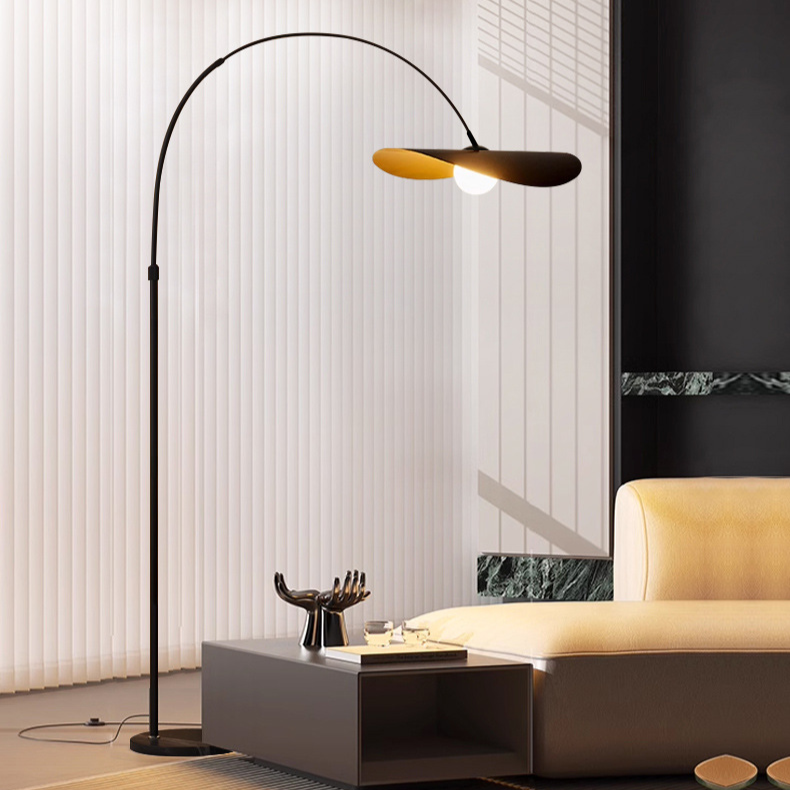 Velna | Arc Golvlampa Design — Modern belysning för vardagsrum 